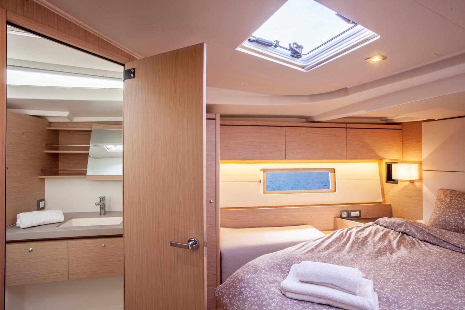 Yacht Psari Thessaloniki